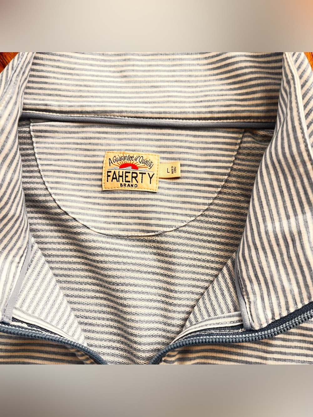 FAHERTY Movement 1/4 Zip Pullover mens L Blue White Striped MADAKET Golf EXC